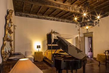 هتل Castello Del Capitano Delle Artiglierie