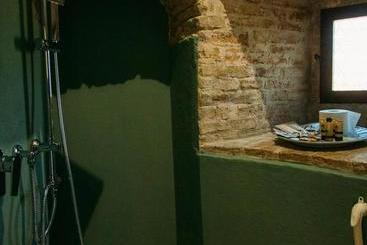 هتل Castello Del Capitano Delle Artiglierie