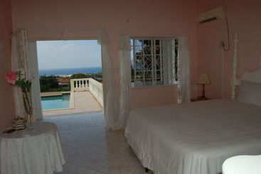 Celebrity Villa Jamaica