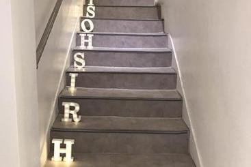 Chris Hostel