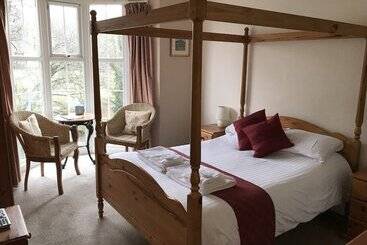 فندق The Abbey Inn