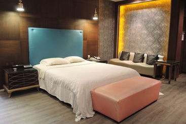 Love Boutique Motel