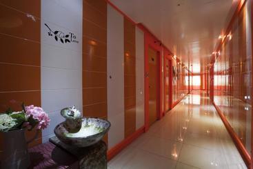 Max Motel   Sasang