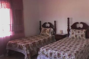 پانسیون Treasure Bay Guesthouse