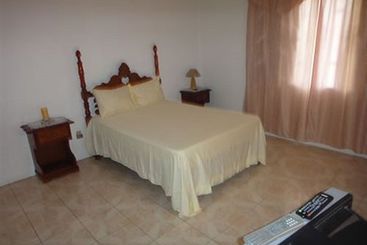 پانسیون Treasure Bay Guesthouse