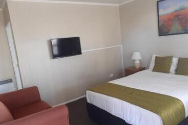 Fiesta Court Motel
