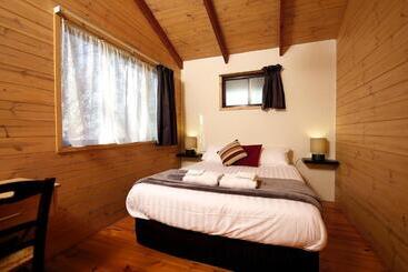 ホテル Lakes And Craters Holiday Park
