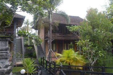فندق Kangkung Cottages