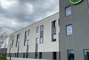 B&b Hotel Laval Ouest