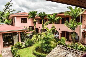 هاستل La Choza Inn