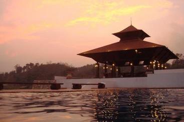 فندق Manee Dheva Resort And Spa