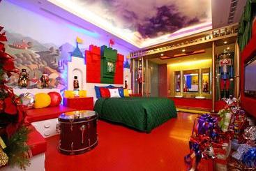 Sato Castle Motel