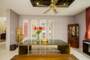 Tamnak Beach House