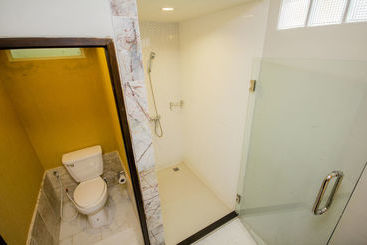 Tamnak Beach House