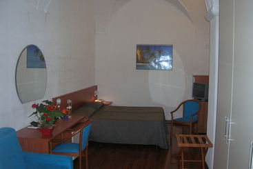 هتل Casmona