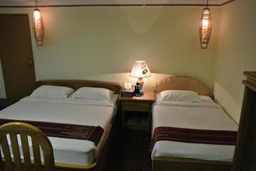 هتل Grand Empire