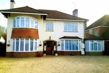 مبيت وإفطار La B And B Guest Accommodation