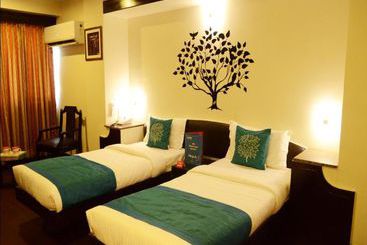 هتل Oyo Rooms Near Laxminarayan Theatre Swargate