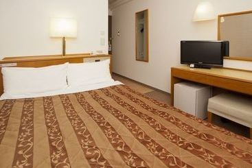 هتل Bells S Inn Maebashi