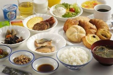هتل Bells S Inn Maebashi