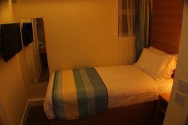 هتل Isleep At The Drake