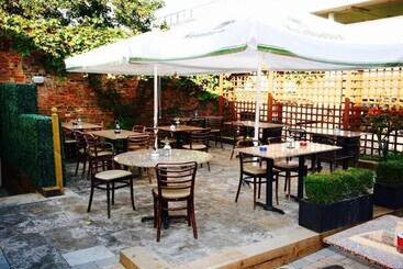 酒店 Colchester Boutique