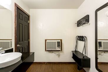 Motel 6missoula, Mt  University