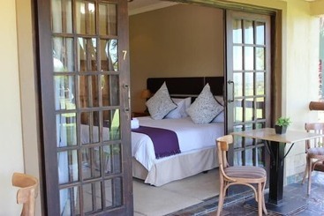 פנסיון La Vue Guest Lodge And Function Venue