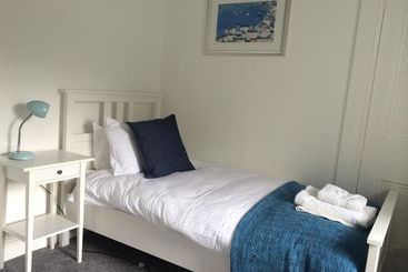 Bishopton Apartment, Near Glasgow