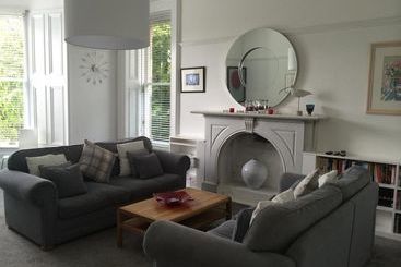 Bishopton Apartment, Near Glasgow