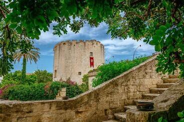 هتل Torre Del Parco