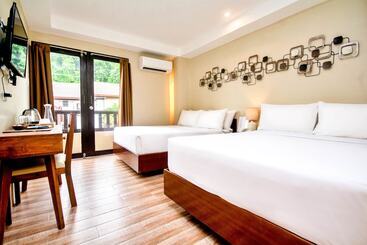 בית מלון כפרי Serene La Playa Boracay