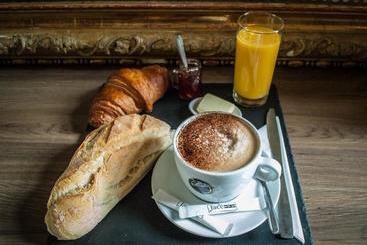 هاستل Ho36 Avignon