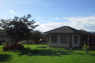 هتل Acacia Farm Lodge