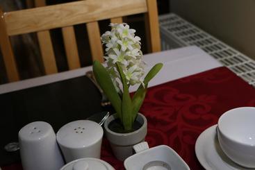 Avondale House B&b