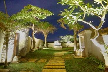 호텔 Asri Sari Villa Ubud