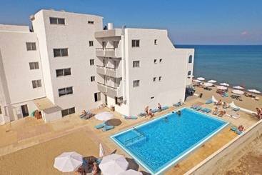 هتل Island Resorts Maya Beach