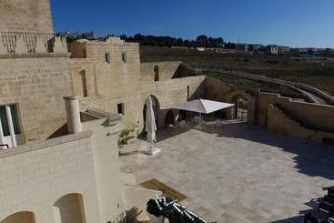 استراحتگاه Masseria Fortificata San Francesco