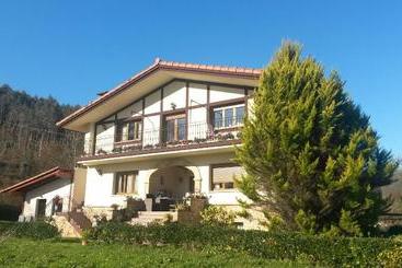 Agroturismo Ibarrondo Etxea