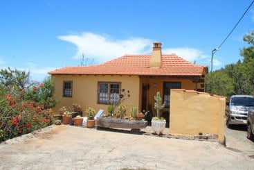 Casas Rurales Los Marantes