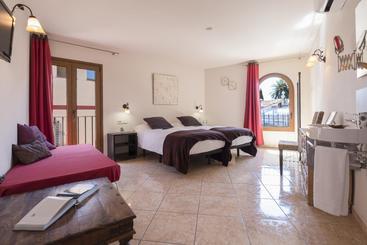 Hostal Casa Clara
