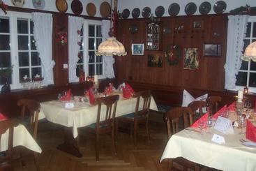 هتل Gasthaus Linde