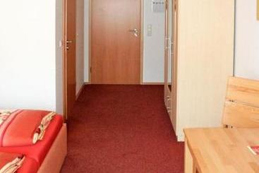 هتل Gasthaus Linde