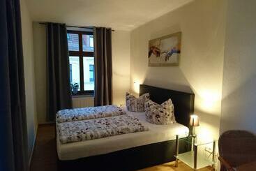 هتل Pension La Rose
