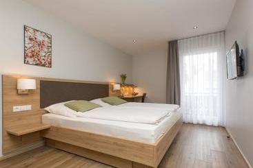 酒店 Restaurant & Appartements In Vino Veritas