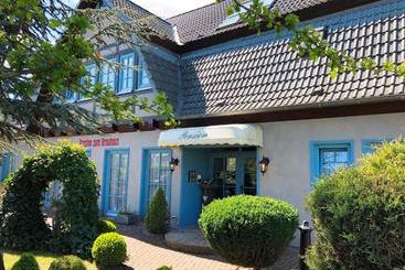 هتل Pension Zum Brauhaus