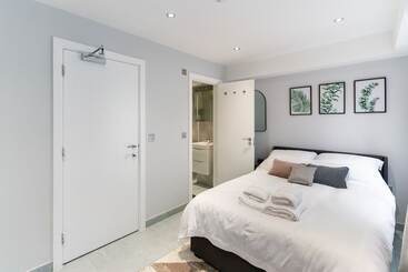 بنسيون Luxury 5bd Guesthouse