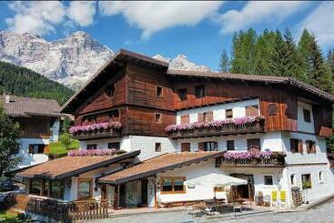 Отель Bosco Verde