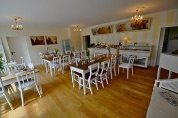 هتل Landhaus Hamm