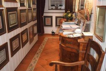 هتل Villa Bomberg